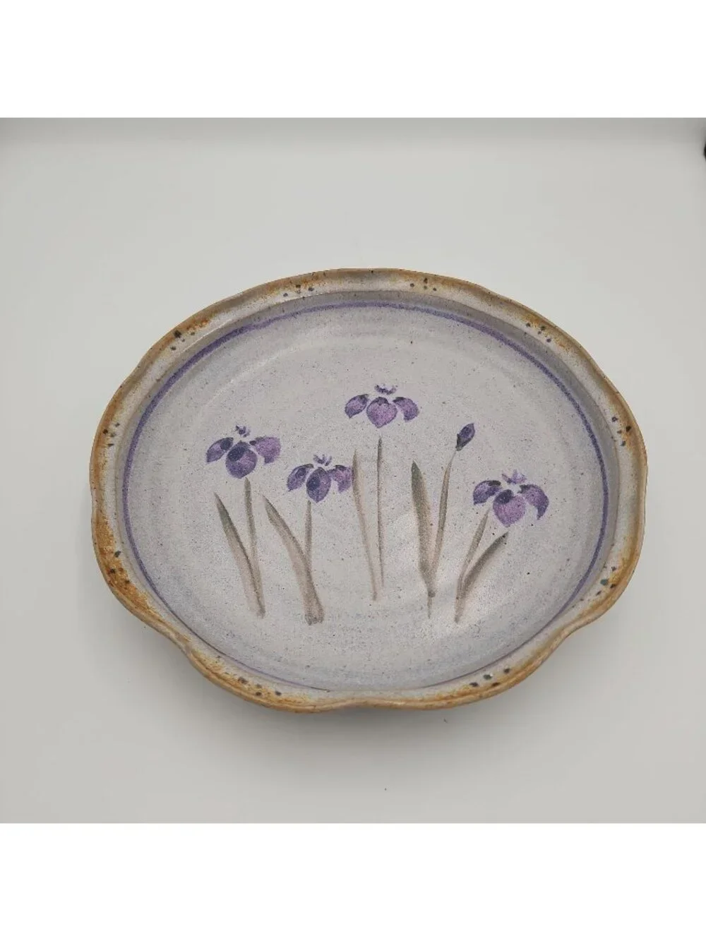 BOHO Vintage Floral Stoneware Art Studio Pottery pie Plate Baking Signed Lilac